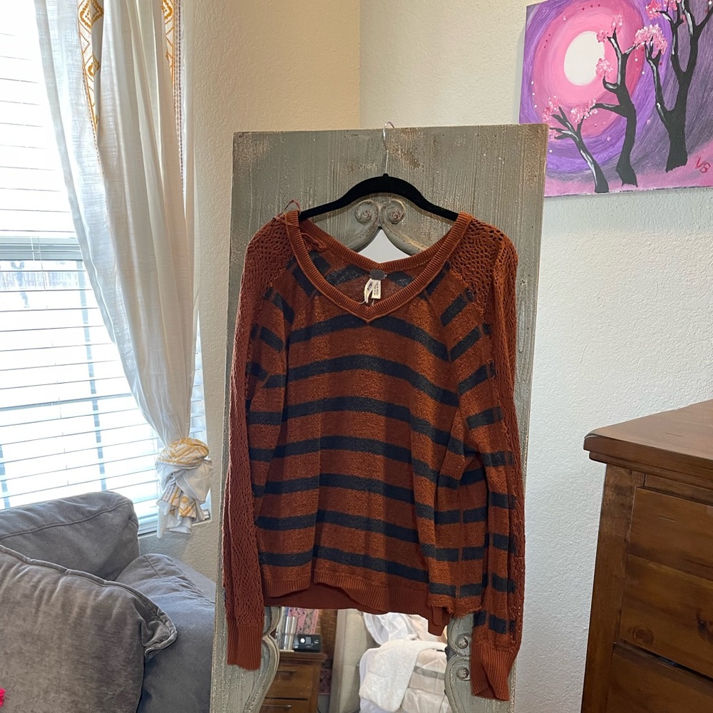 Free people sweater